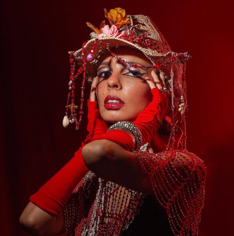 Mãeana und ihr “Pisa Nova”